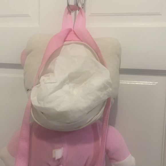 Hello kitty backpack - Picture 3 of 3